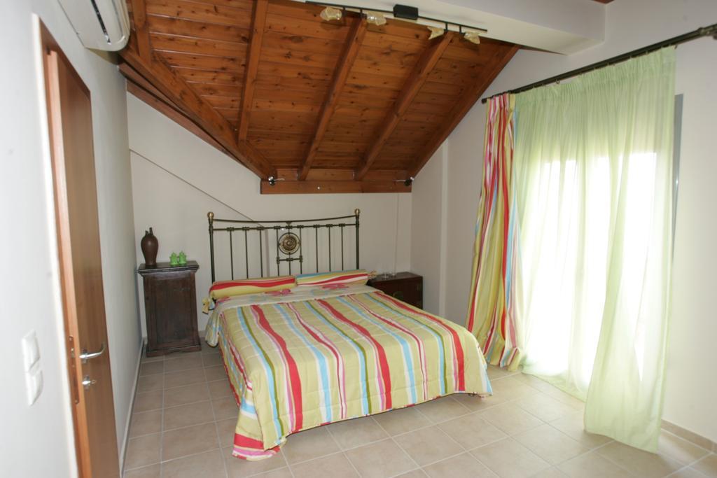 Erofili Villas 로우드하타 객실 사진
